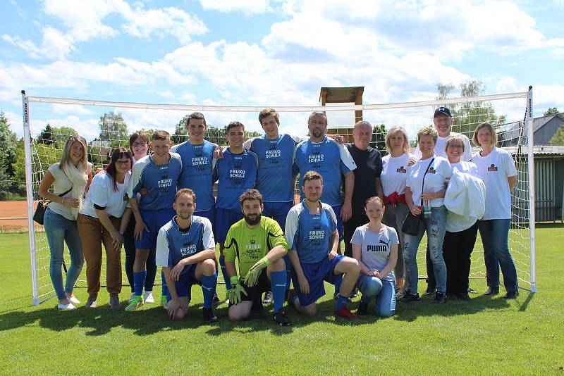 Fotbalový areál v Semicích u Písku hostil Regionální finále Zaměstnanecké ligy Deníku v malém fotbale.