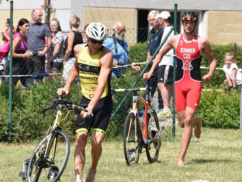 Vítězem Tálínského triatlonu se stal Jan Hradecký z Příbrami