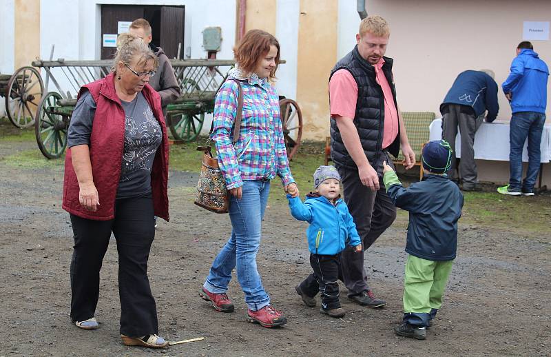 Den zemědělce a venkova na Školním statku v Dobešicích.