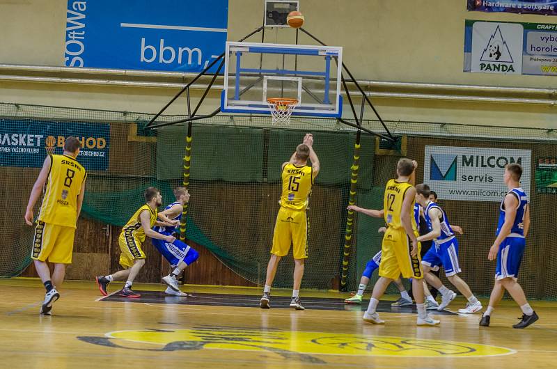 Závěrečný duel sezony 1. ligy basketbalistů Písek - Prostějov.