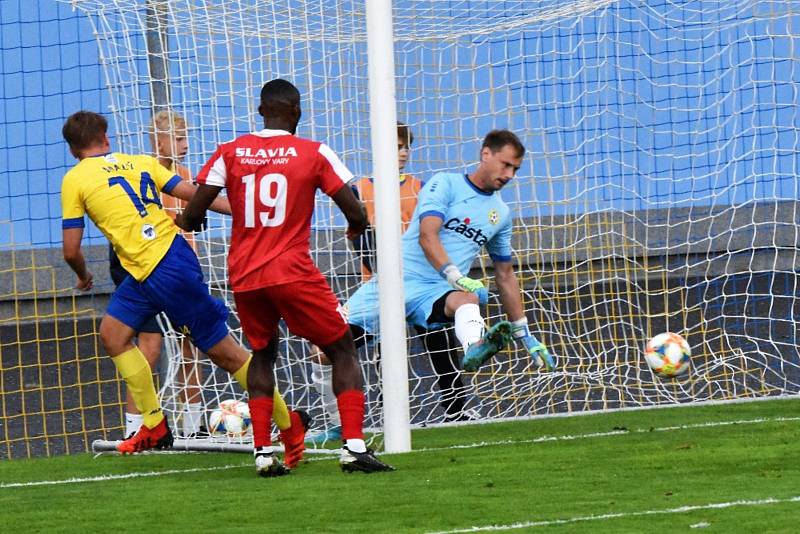 ČFL: FC Písek - Slavia Karlovy Vary 0:5 (0:4).