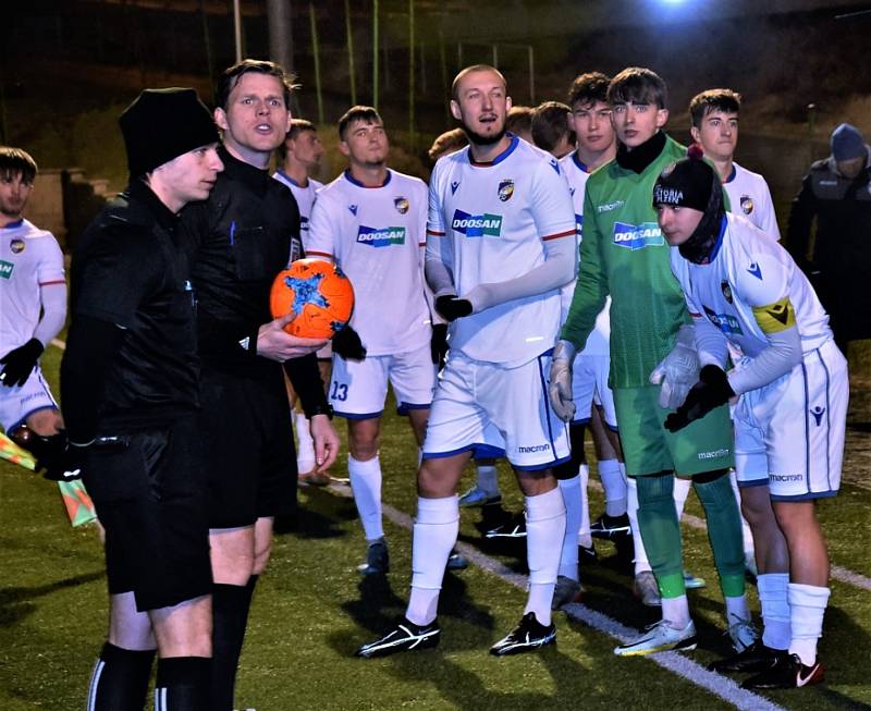 Fotbalová příprava: FC Písek - Viktoria Plzeň B 1:2 (1:1).