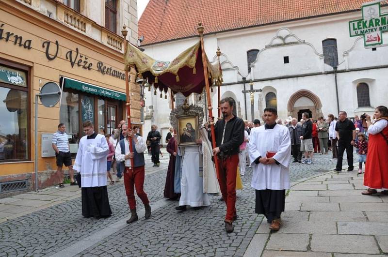 Procesí jako poděkování za záchranu města.