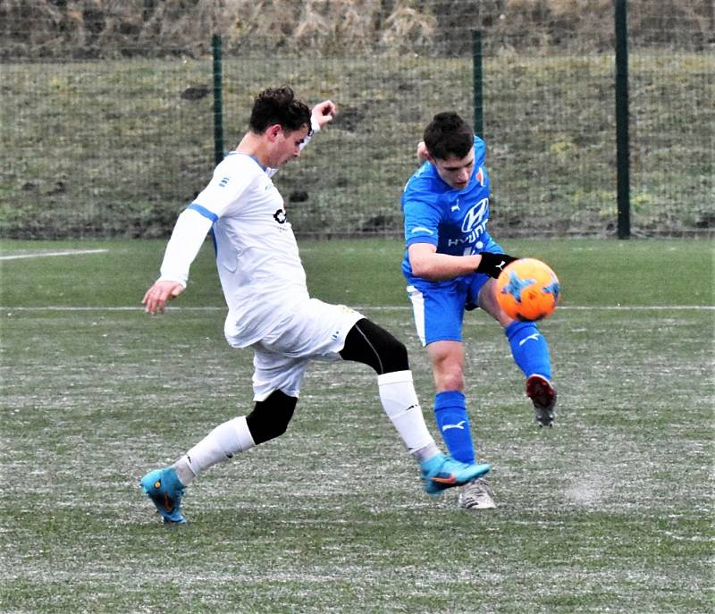 Přípravný fotbal: FC Písek - Baník Ostrava U19 1:2 (0:2).