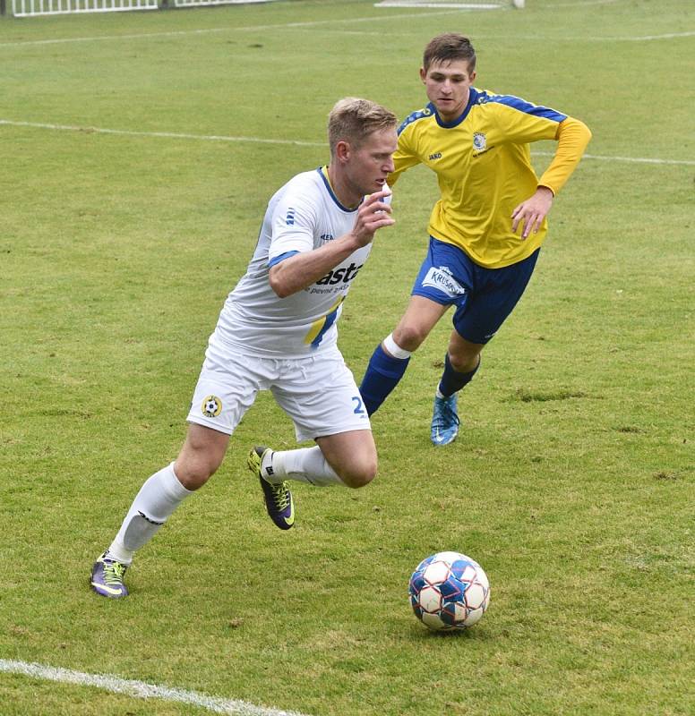 Fortuna ČFL: SK Rakovník - FC Písek 2:2 (2:2).