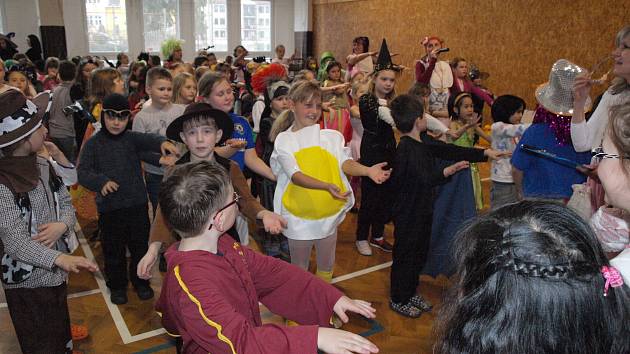 Karneval v družině ZŠ J. K. Tyla v Písku.