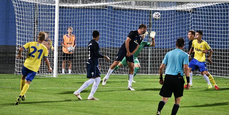 Na podzim Písečtí porazili doma Benešov 4:1 (na snímku), nyní vyhráli v Benešově 1:0.