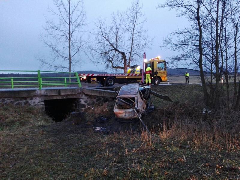 Tragická nehoda u obce Dobev.