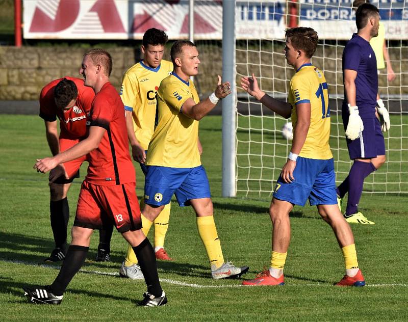 MFK Dobříš – FC Písek 0:2 (0:1).