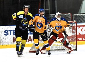 Hokejisté Písku porazili pražskou Kobru  i podruhé v sezoně. Po úvodní výhře doma 4:3 v prodloužení tentokrát uspěli i na jejím ledě v poměru 6:3.