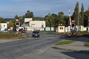 Železniční přejezd na Putimské Vysoké se má rušit.
