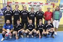 Tým Wanasto A (na snímku) je v tabulce okresního přeboru ve futsalu-FIFA na předposledním jedenáctém místě.