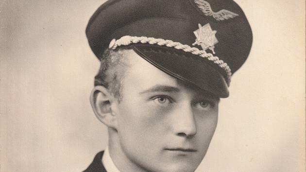 Pilot RAF Jan Jeřábek.