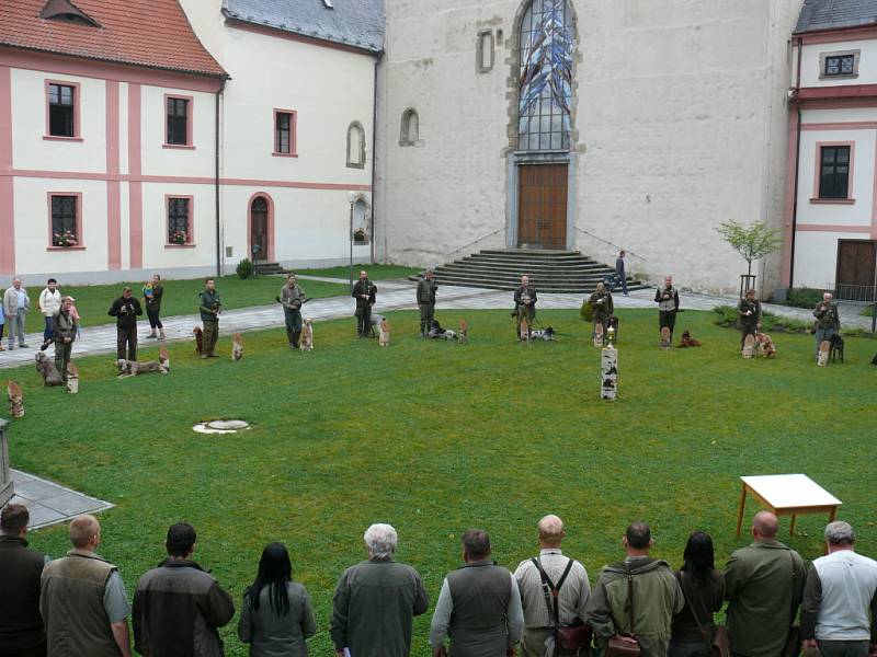 O pohár premonstrátského kláštera Milevsko