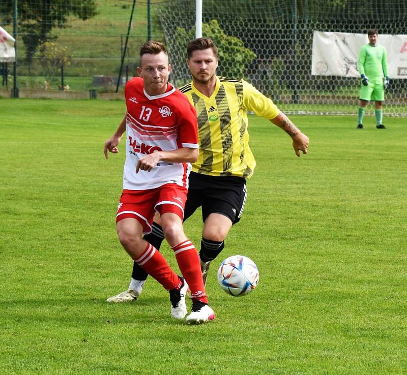 Fotbalový KP: Semice - Prachatice 4:0 (1:0).