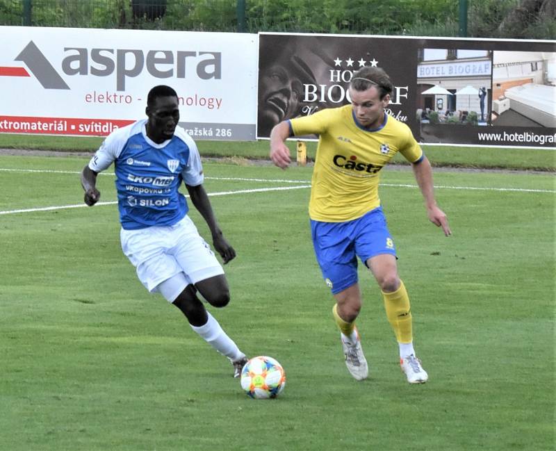 Fotbalová příprava: FC Písek - FC MAS Táborsko 0:3 (0:2).