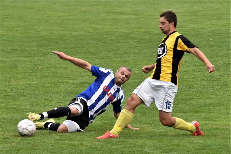 TJ Blatná - FC ZVVZ Milevsko 1:1 (0:0).