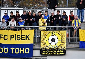 Fotbalisté FC Písek se rozloučí s podzimem doma s Povltavskou FA. Ilustrační foto.