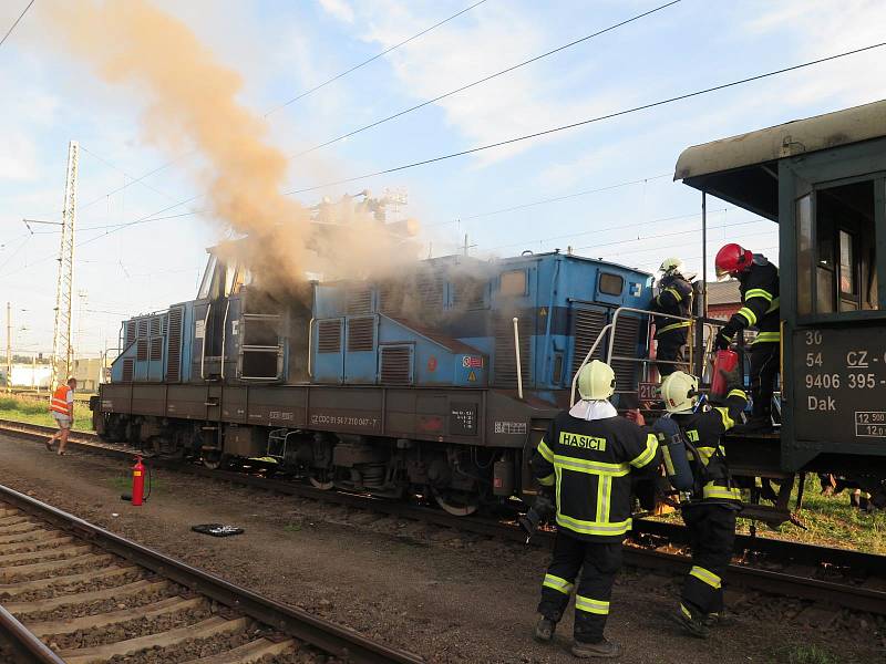 Požár lokomotivy v Protivíně.