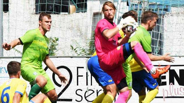 Fotbalová ČFL: Vltavín Praha - FC Písek 1:2 (0:1).