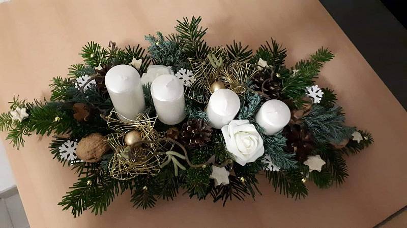 Rozsvícení vánočního stromu v Ražicích.