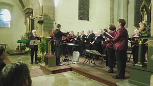 Slavnostní koncert sboru Sonitus a jeho hostů v děkanském kostele v Písku.