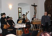 Koncert souboru Ritornello v Milevsku v Latinské škole.