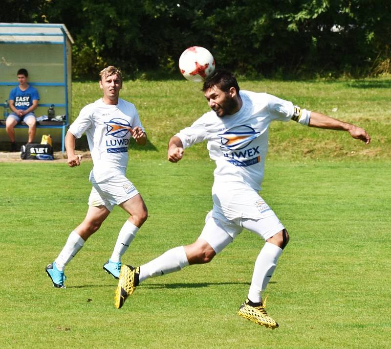 Fotbalový KP: SIKO Čimelice - ZVVZ Milevsko 2:2 (1:1).