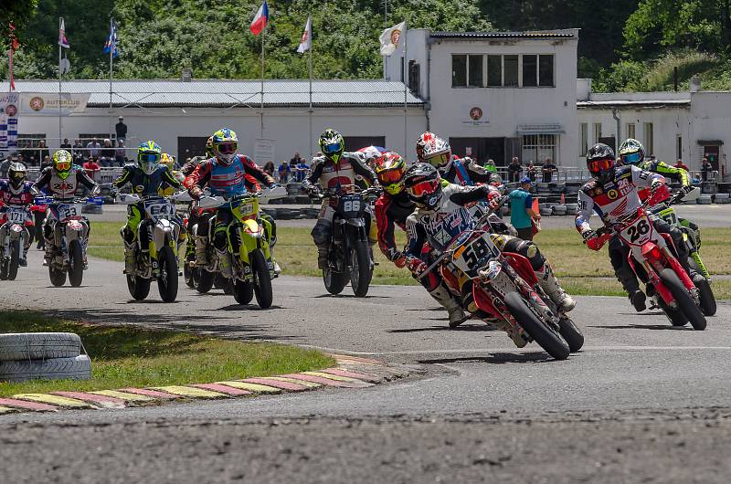 Závody seriálu Supermoto MMČR 2018 v Písku.