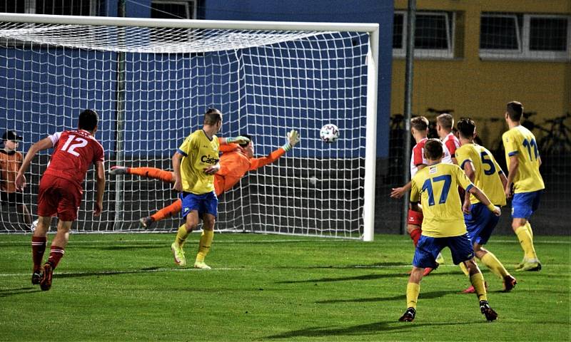 Fortuna ČFL: FC Písek - Slavia Karlovy Vary 1:0 (0:0).