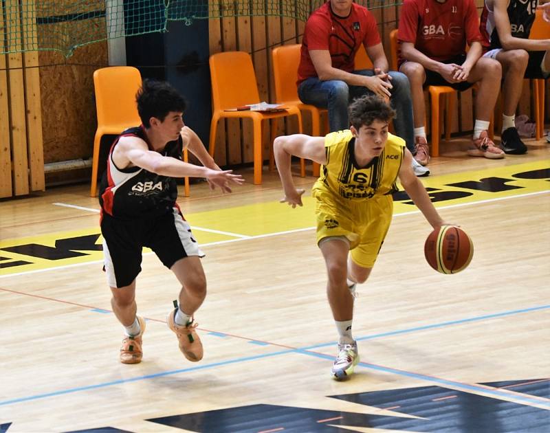 Extraliga basketbalu U19: Sršni Photomate Písek - Lions J. Hradec 91:81.