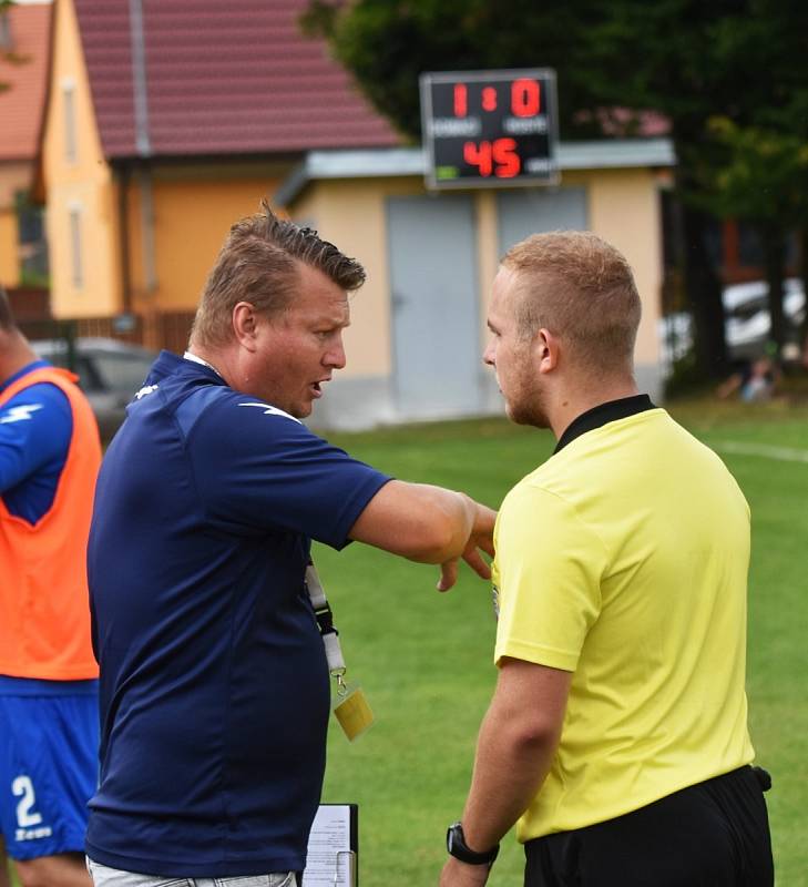 Fotbalová I.A třída: Mirovice - Strunkovice 1:0.