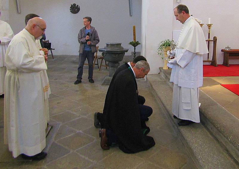 Slavnostní představení svatého hřebu v Milevsku v úterý 13. září a svatá liturgie s uctěním relikvie.