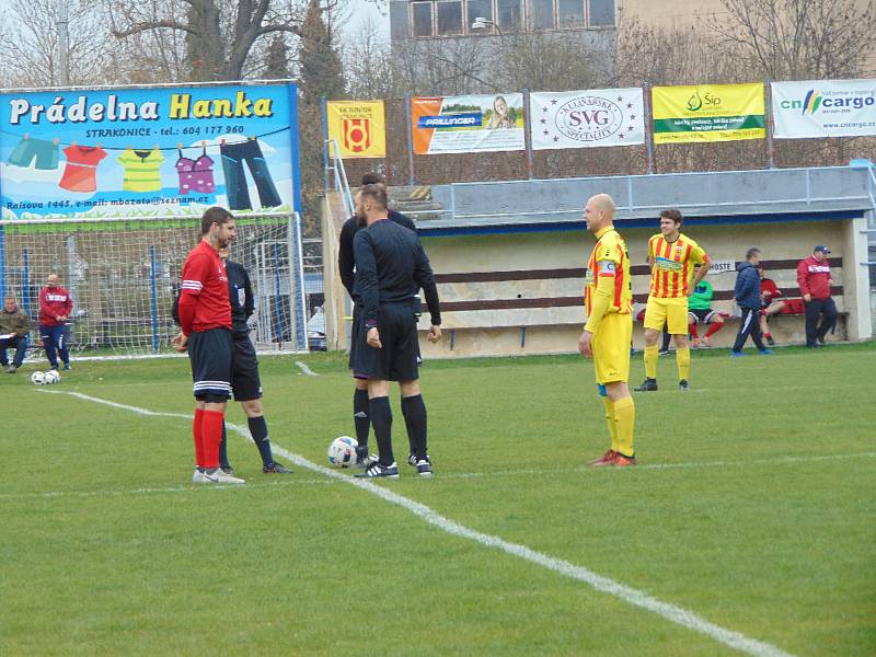 Fotbalová I.A třída: Junior Strakonice - Větřní 2:0.