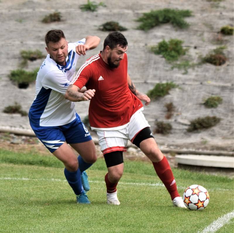 Fotbalová I.A třída: Mirovice - Strunkovice 1:0.