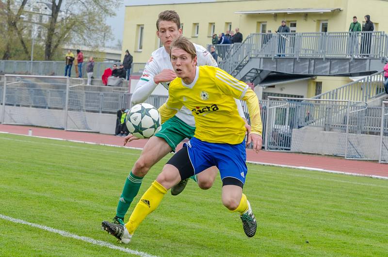 Momenty z třetiligového utkání FC Písek - FC Olympia Hradec Králové