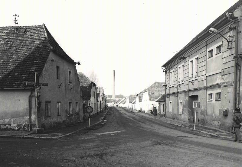 r. 1983 - Bývalá čtvrť Jablonského před demolicí.