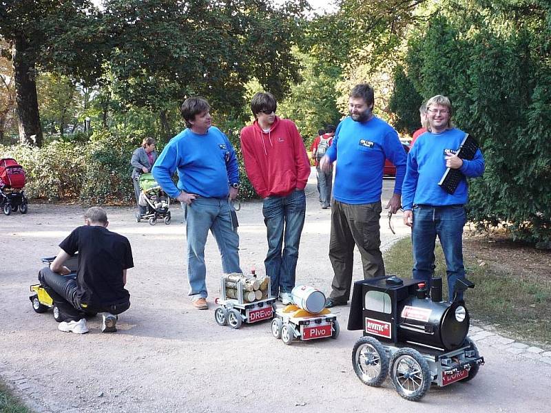 Radioklub Písek na Robotour 2009 v Brně.