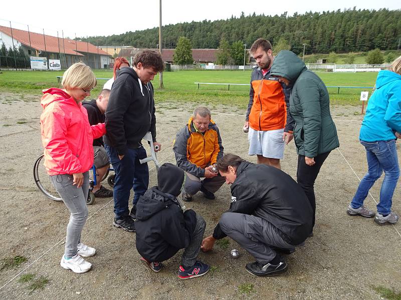 Jubilejní 10. turnaj v pétanque v Semicích.