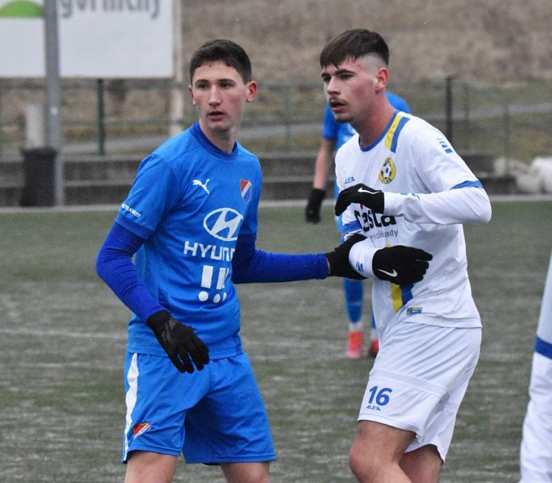 Přípravný fotbal: FC Písek - Baník Ostrava U19 1:2 (0:2).