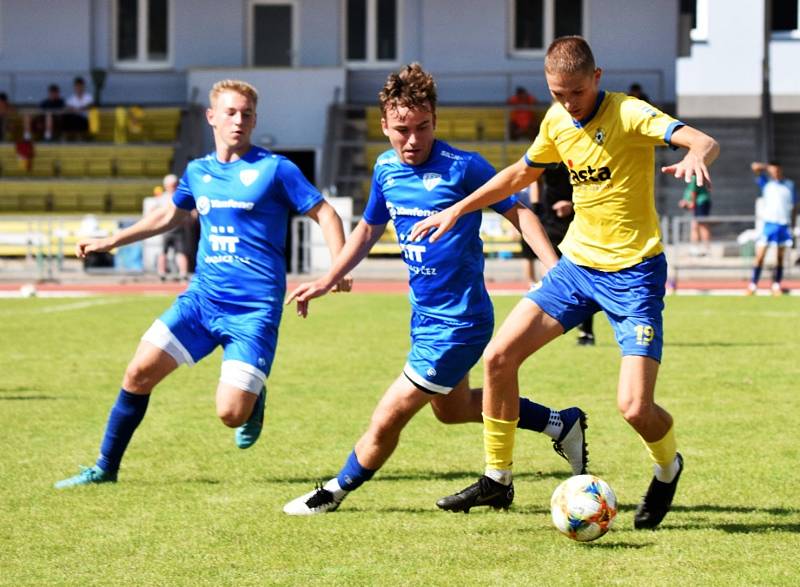 Česká liga dorostu U19: FC Písek - FC Silon Táborsko 2:2 (2:1).