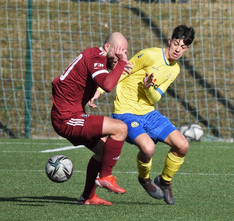 Přípravný fotbal: FC Písek - AC Sparta Praha B 2:1 (2:1). Foto: Jan Škrle