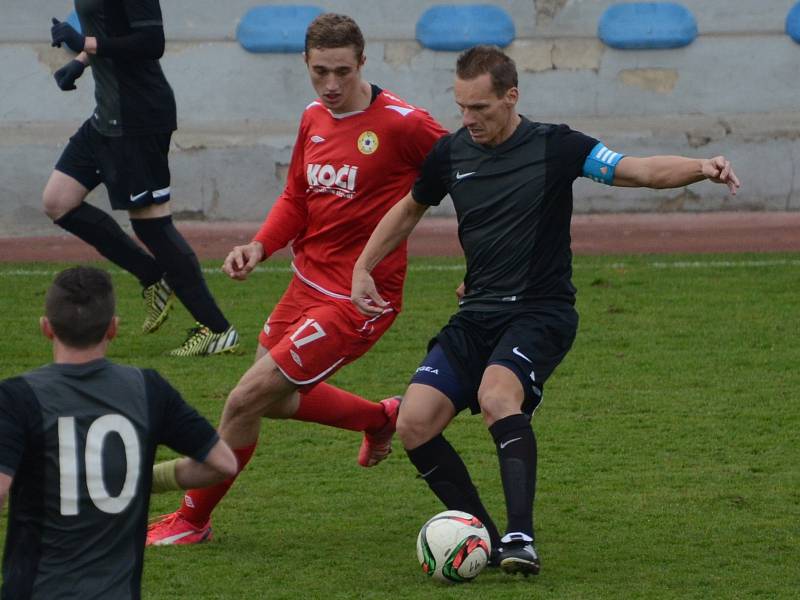 BÉČKO PÍSKU PORAZILO OLEŠNÍK. Ve vloženém kole krajského přeboru Písečtí doma svého soupeře přehráli v poměru 2:1.