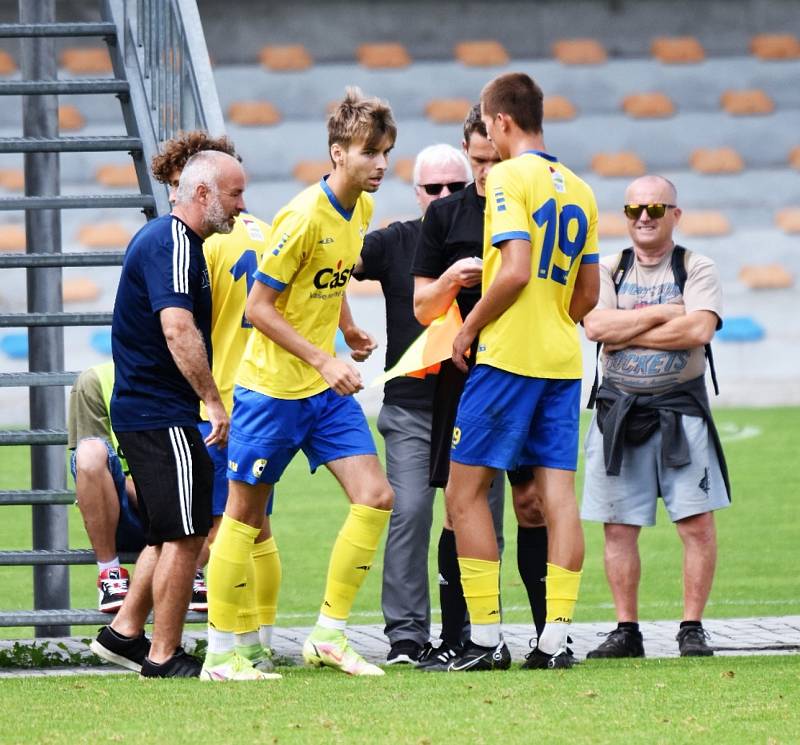 Česká liga dorostu: FC Písek - FK Pardubice B 0:2 (0:1).