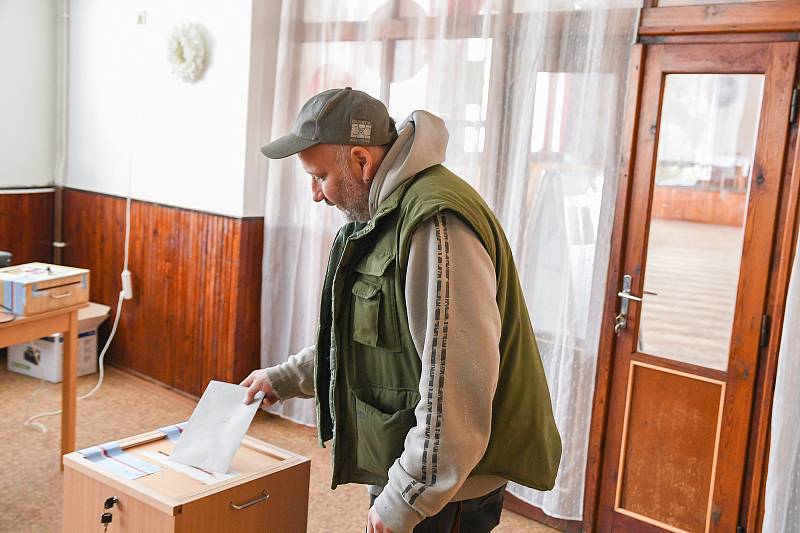 Volby do zastupitelstva obce v Borovanech a Křenovicích na Písecku.