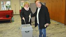 Prezidentské volby v okrsku č. 17 v Písku.