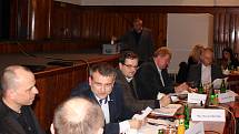 Zastupitelé v Milevsku včera tajnou volbou volili nového radního.
