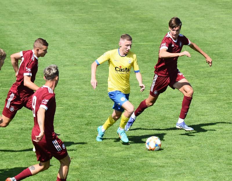 Fotbalová příprava: FC Písek - Sparta Praha B 1:3 (1:2).