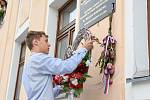 Studenti obchodní akademie uctili památku Milady Horákové.