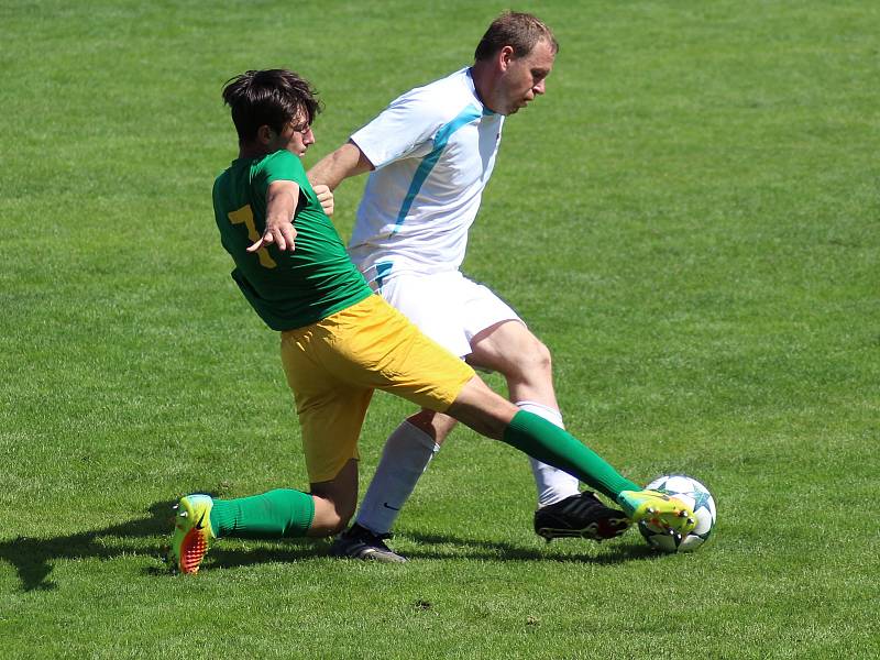 Fotbalisté Prachatic porazili soupeře z Bernartic vysoko 5:1.